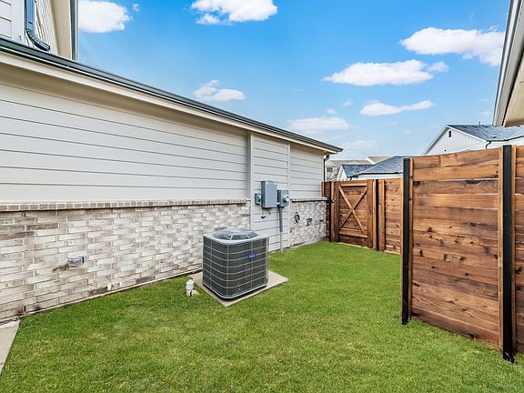 2nd image of 9613 Thorncrown Ln