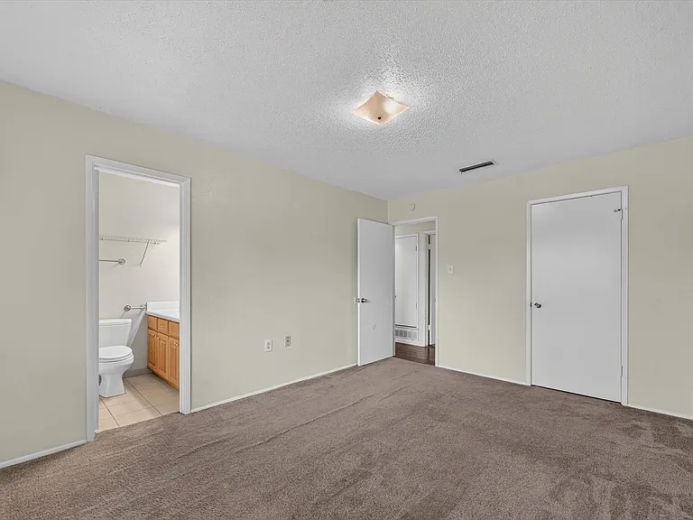 2026 Wedgewood Ln — Photo 22