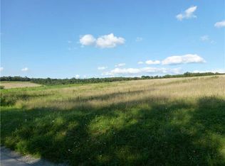 Uschak Rd, Derry, PA 15627