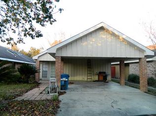 129 Hummingbird Ln, Lafayette, LA 70506