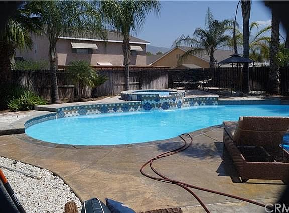 3rd image of 25042 Brazos Ct