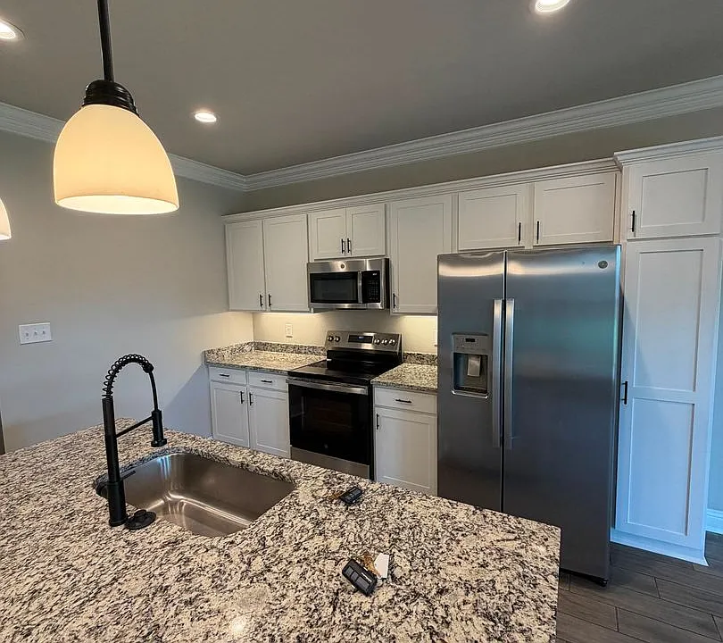 421 Blanchard Loop