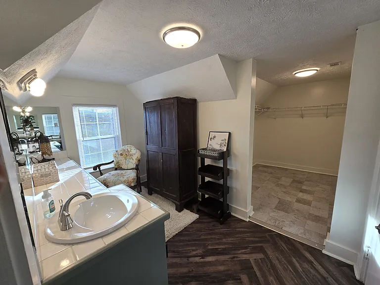 1834 Highland Ave #D — Photo 6