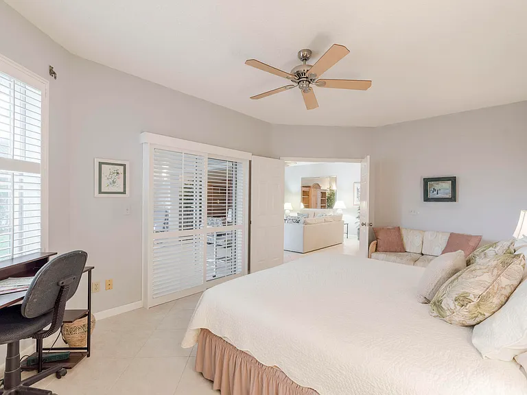 2403 Fairway Dr N — Photo 13