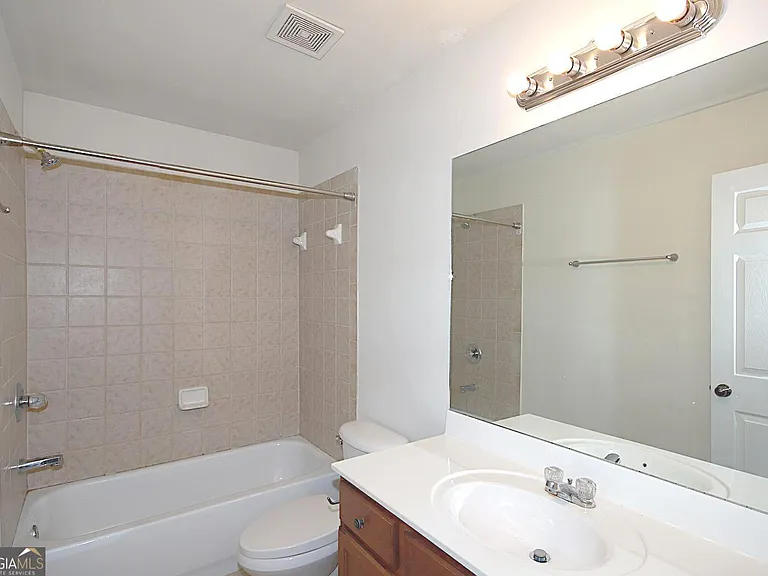 442 Crestmont Ln — Photo 19