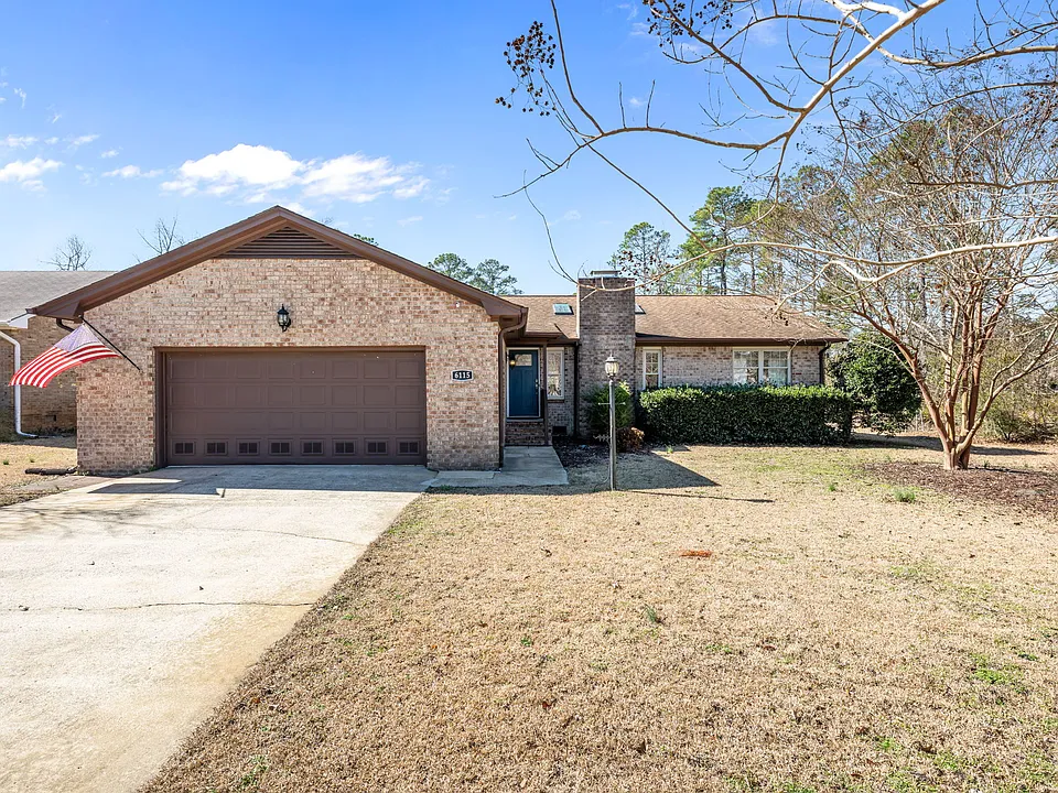 6115 Gondolier Dr