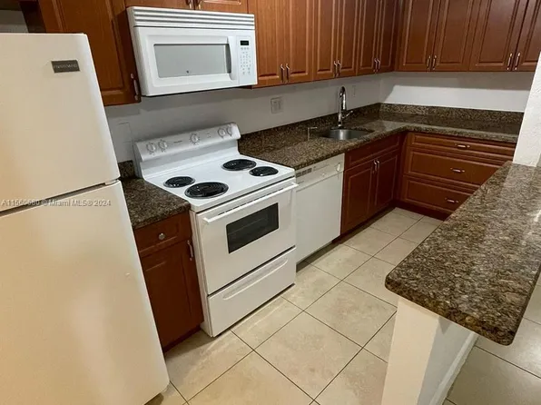 4660 NW 79th Ave APT 1C, Doral, FL 33166