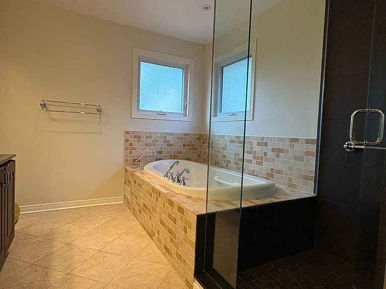 2323 Towne Blvd — Photo 27