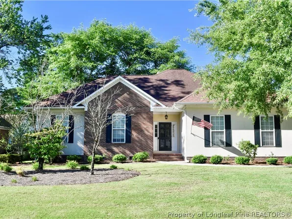 869 Duval Dr, Fayetteville, NC 28304