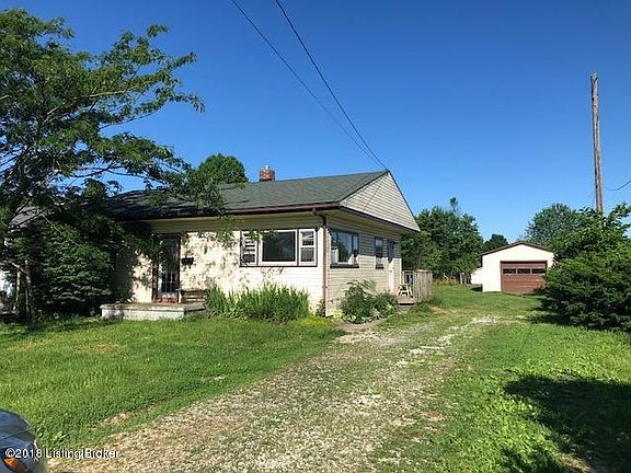 3rd image of 33 Moody Dr