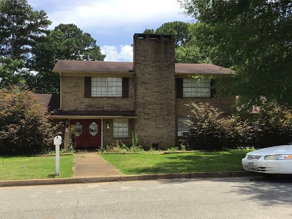 3rd image of 1523 Duncan Dr