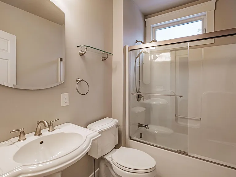 813 Brighton Ave #1 — Photo 33