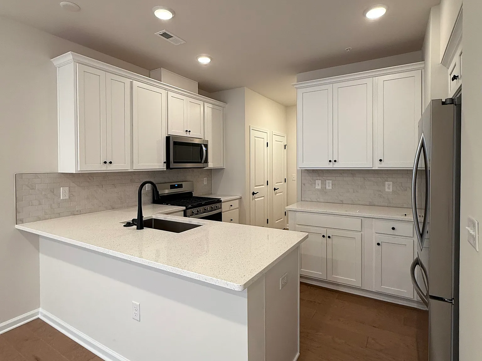 1209 Parker Blvd — Photo 4