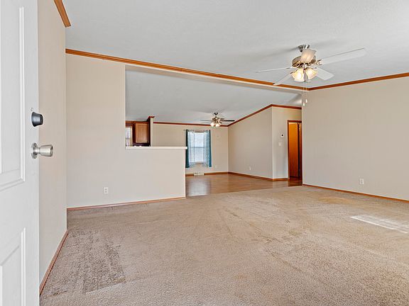 4th image of 52102 E 200th Rd