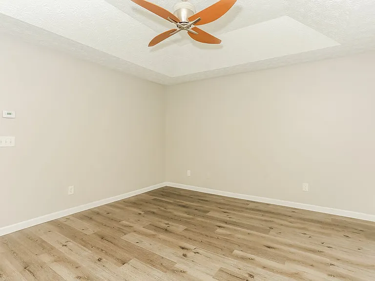 3830 Riverside Pkwy — Photo 9
