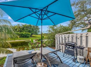 8229 Fairway Rd, Sunrise, FL 33351