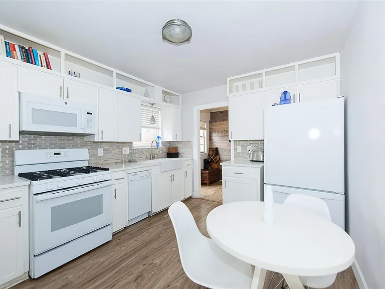 1715 Taylor Gaines St #A — Photo 5