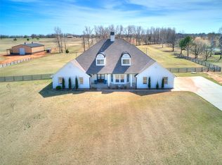 12724 N Torre Pines Ln, Yukon, OK 73099