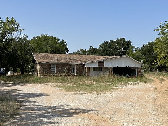 1016 Polk Rd Bowie Tx 76230 Mls 20395180 Zillow