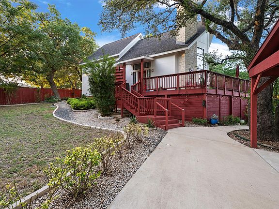 3rd image of 1204 Summit Edge Dr