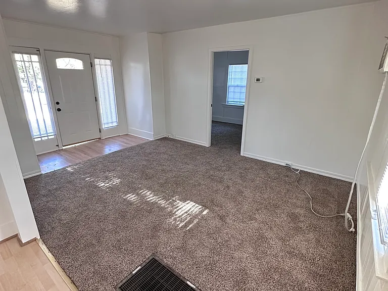 1730 McKinley Ave — Photo 13