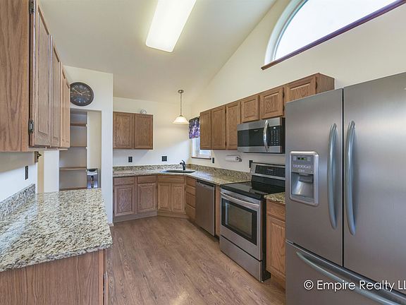 3rd image of 2682 Deepwoods Dr