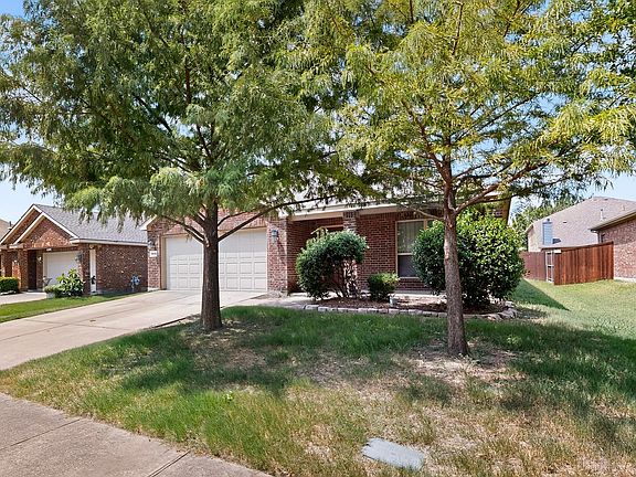 3rd image of 3815 White Summit Ln