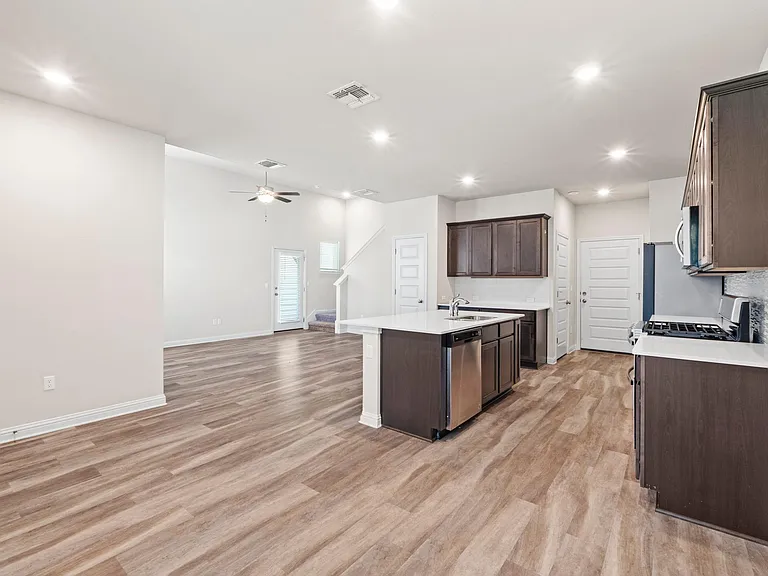 7907 Mellencamp Dr #202 — Photo 6