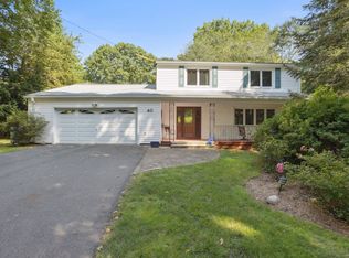 40 Kings Hwy, North Haven, CT 06473