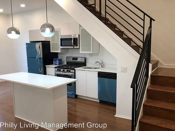 2nd image of 1902 W Girard Ave #14885792