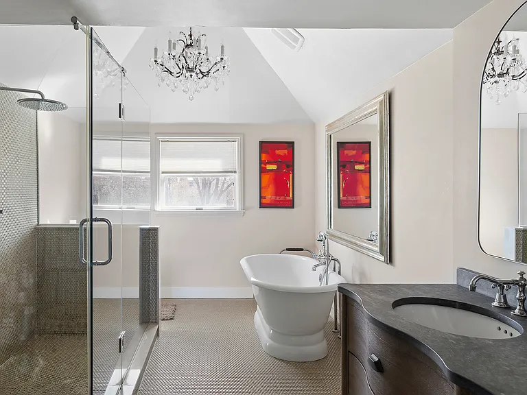 14 Swans Neck Ln — Photo 12