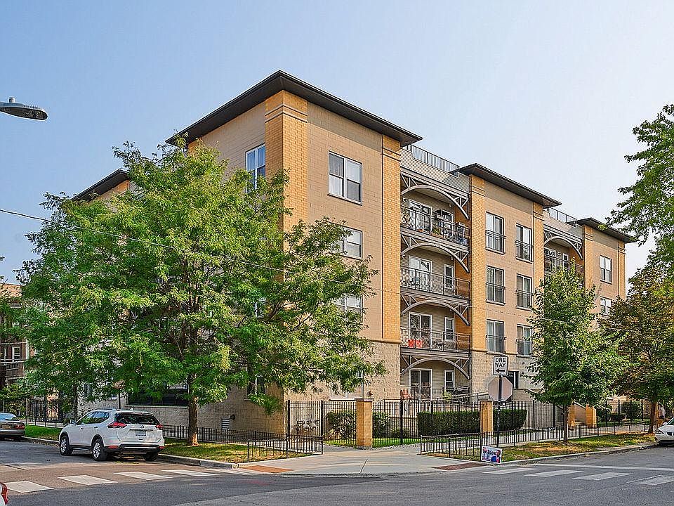 1st image of 2720 W Cortland St APT 208