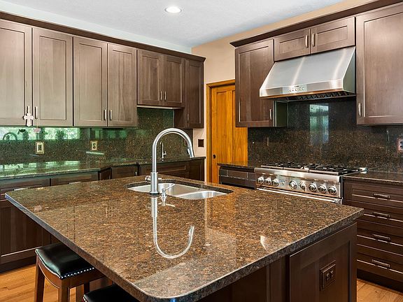 4th image of 3622 Glenridge Ln