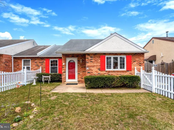 405 Marsden Ave, Essington, PA 19029
