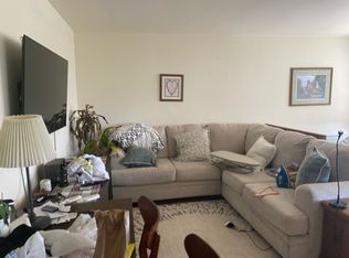 10201 Grosvenor Pl APT 1507, Rockville, MD 20852