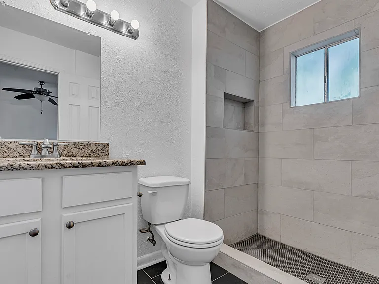508 Whittle Way — Photo 27