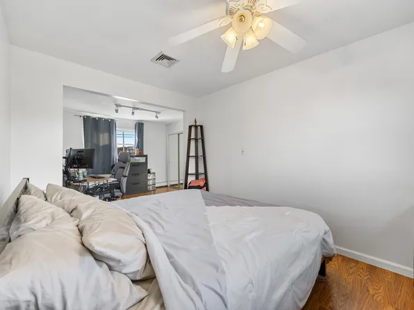 159 Seneca Avenue image 21 of 34