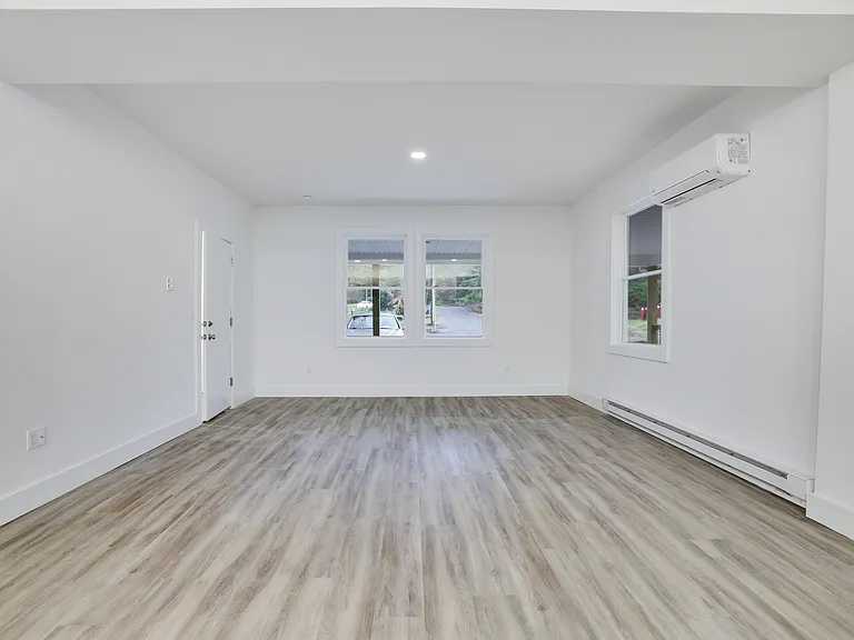 127 Evergreen Ln #2 — Photo 2
