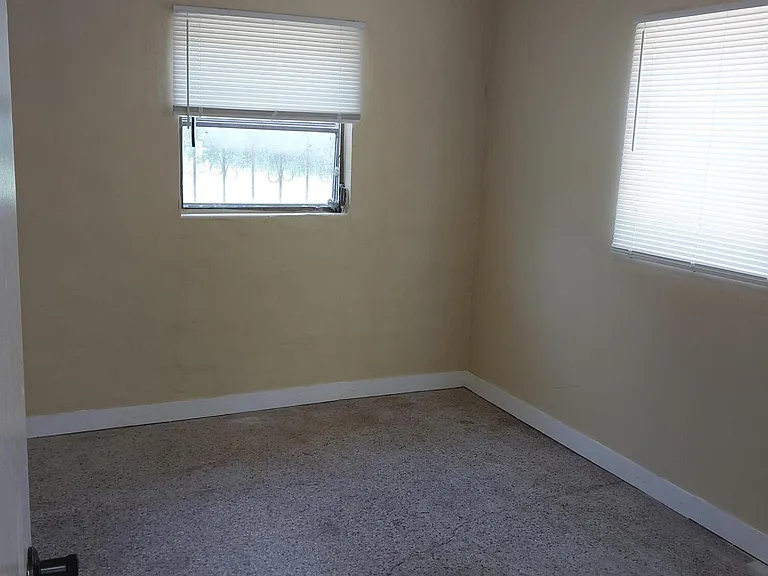 2107 San Marcos Ave — Photo 4