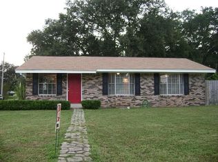 3005 Bent Oak Dr, Pensacola, FL 32526