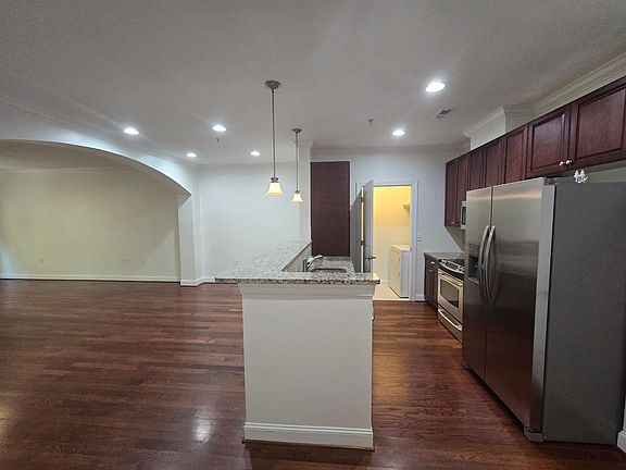 4th image of 2000 Southpoint Landing Way #2205