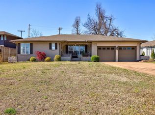 1714 Huntington Ave, Nichols Hills, OK 73116