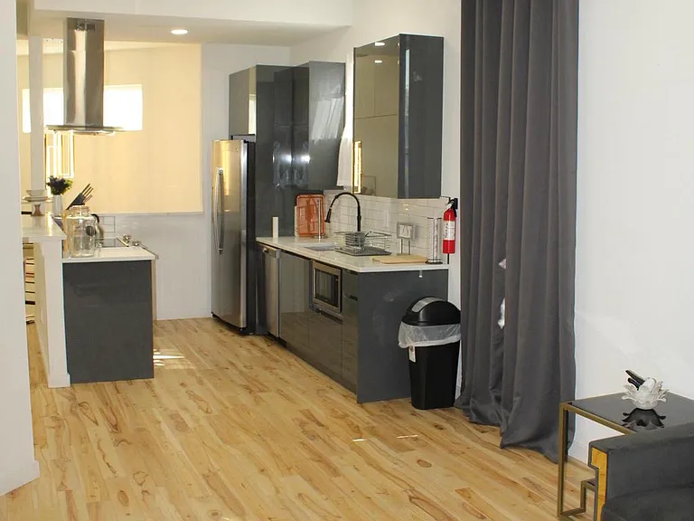 3017 Ridge Ave #A — Photo 10