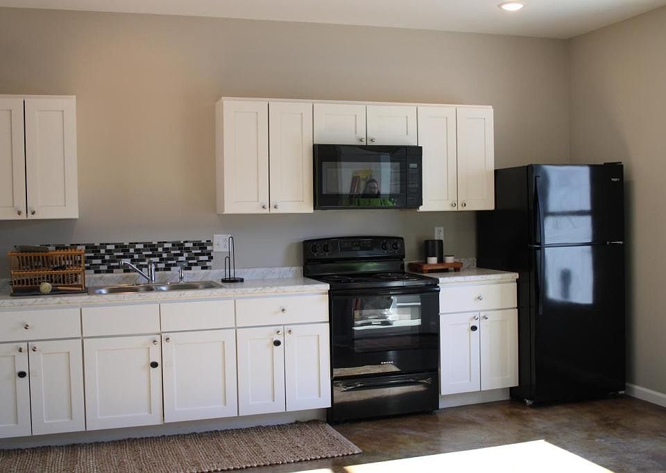 1st image of 215 Cane Creek Ln APT 202