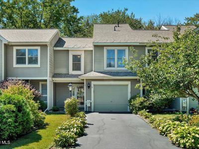 3 Generals Way, Halfmoon, NY, 12065