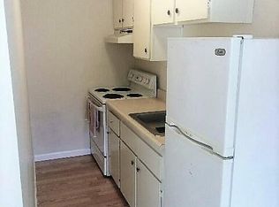 2087 Wallace Ave APT 1B, Costa Mesa, CA 92627