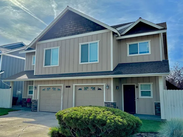 21019 Carl St, Bend, OR 97701