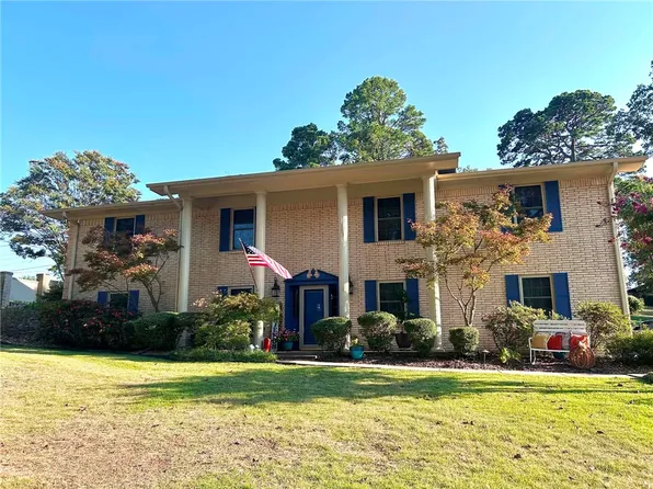 1905 W 2nd Pl, Russellville, AR 72801