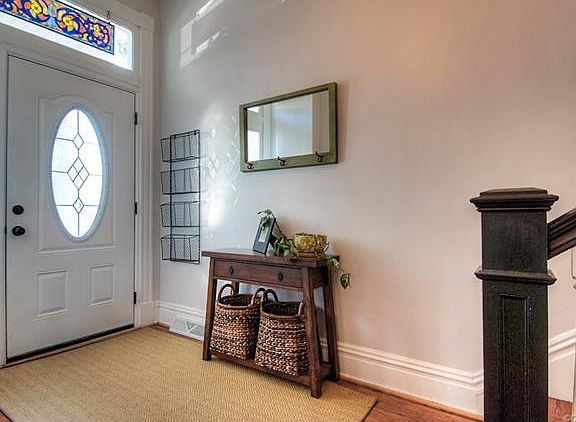 5th image of 604 N 33rd St