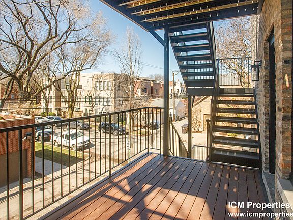 5th image of 2535 N Southport Ave APT 2